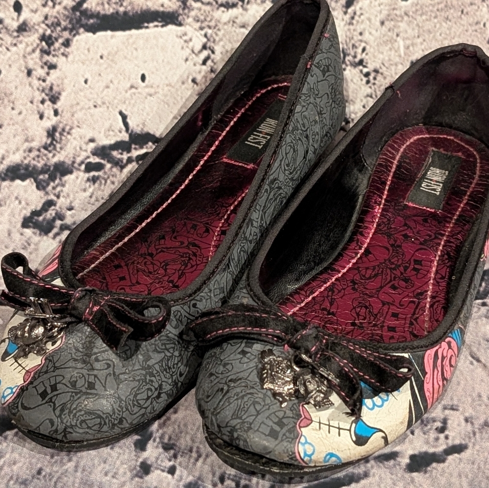 Ed Hardy Black and Pink Flats with Bow Detail